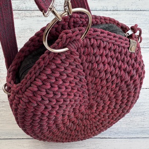 'Virginia' csepp alakú horgolt hátitáska - táska & tok - hátizsák - hátizsák - Meska.hu