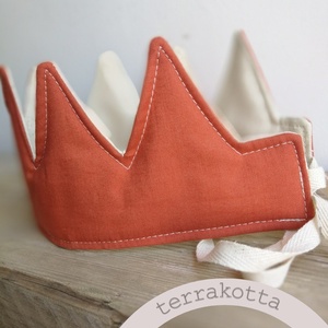 Textil korona, fejdísz - terakotta - Meska.hu