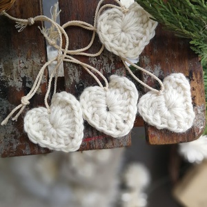 Fehér szív alakú függődísz szett  10 darabos - karácsony - karácsonyi lakásdekoráció - karácsonyfadíszek - Meska.hu