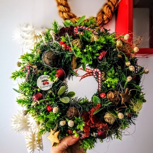 Kézműves karácsonyi kopogtató  hagyományos téli ajtódísz - karácsony - karácsonyi lakásdekoráció - karácsonyi ajtódíszek - Meska.hu