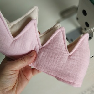 Textil korona, fejdísz LIMITÁLT - rózsaszín, duplagéz anyag - játék & sport - szerepjáték - Meska.hu