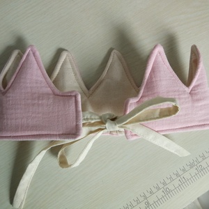 Textil korona, fejdísz LIMITÁLT - rózsaszín, duplagéz anyag - játék & sport - szerepjáték - Meska.hu