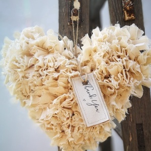 Textilszálas szív dekoráció - fehér/bézs színben - otthon & életmód - dekoráció - ajtó- és ablak dekoráció - ajtódísz & kopogtató - Meska.hu