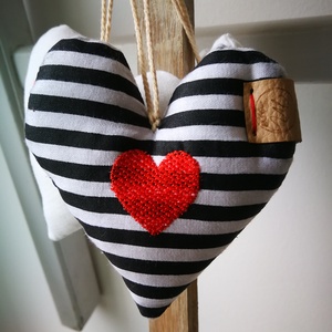 Szív függődísz, dekorációs kiegészítő  - 3 darabos szett  - otthon & életmód - dekoráció - fali és függő dekoráció - falra akasztható dekor - Meska.hu