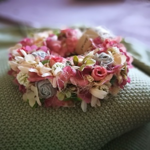 Textilszálas pasztell dekoráció, kopogtató - 25 cm  - otthon & életmód - dekoráció - ajtó- és ablak dekoráció - ajtódísz & kopogtató - Meska.hu