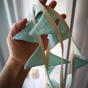 Zászlófüzér, Textil Girland Dekoráció, Babaszoba Dekor, Mini Háromszög Zászló - otthon & életmód - dekoráció - fali és függő dekoráció - girland, zászlófűzér - Meska.hu