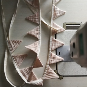 Zászlófüzér, Textil Girland Dekoráció, Babaszoba Dekor, Mini Háromszög Zászló - otthon & életmód - dekoráció - fali és függő dekoráció - girland, zászlófűzér - Meska.hu