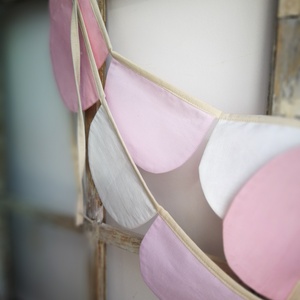 Zászlófüzér, Textil Girland Dekoráció, Babaszoba Dekor, Félkör Zászló - baba - mama - babaszoba dekoráció - babaszoba füzér, girland  - Meska.hu