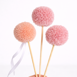 Rózsaszín tortadísz pompon szett � 3 db-os szülinapi dekor - otthon & életmód - konyhafelszerelés, tálalás - sütés, főzés - sütidísz - Meska.hu