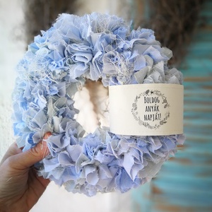 Textilszálas dekoráció, kopogtató, köszönőajándék - 23 cm , Otthon & Életmód, Dekoráció, Ajtó- és ablak dekoráció, Ajtódísz & Kopogtató, Csomózás, MESKA