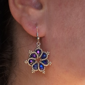 Virág fülbevaló - ékszer - fülbevaló - lógó fülbevaló - Meska.hu