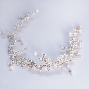 Esther mini virágos hajdísz, hajdrót - esküvő - hajdísz - fejkoszorú - Meska.hu