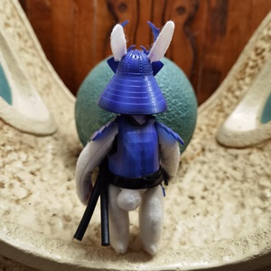 Szamuráj cosplay nyúl figura kék páncélban - játék & sport - bábok - báb készlet - Meska.hu
