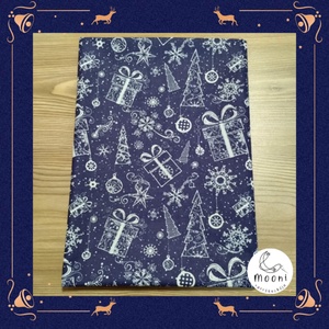 Karácsonyi asztalterítő - (kék alapon karácsonyi mintás) - otthon & életmód - konyhafelszerelés, tálalás - tálalás - terítő - Meska.hu