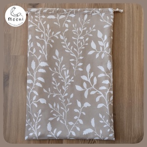 Kenyeres zsák frissentartó PUL béléssel (M-es méret) - /barna-fehér leveles/ - táska & tok - bevásárlás & shopper táska - kenyeres zsák - Meska.hu