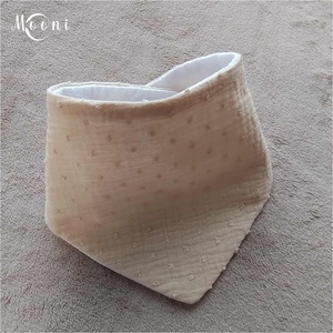 Dupla géz / waffle nyálkendő (bézs), Ruha & Divat, Babaruha & Gyerekruha, Előke & Nyálkendő, Varrás, MESKA