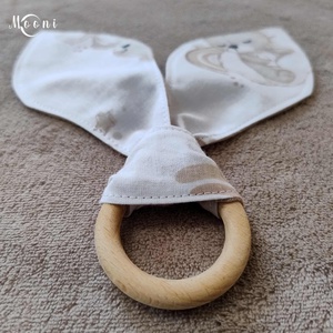 Kismackóm  Nyuszifül rágóka - játék & sport - 3 éves kor alattiaknak - rágóka - Meska.hu