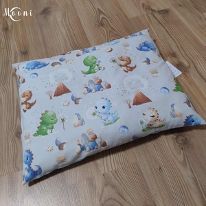 Dinós ágynemű szett bölcsibe / oviba - játék & sport - ovis felszerelés - ovis szett - Meska.hu