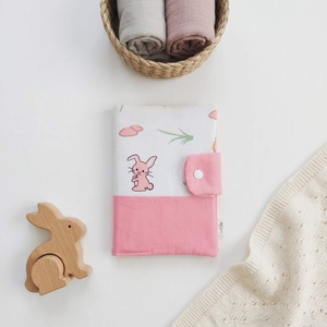 Nyuszi mintás gyermek egészségügyi kiskönyv borító, Baba - mama, Babaemlékek, Egészségügyi kiskönyv borító, Varrás, MESKA