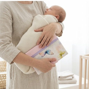 Pillangó mintás gyermek egészségügyi kiskönyv borító - baba - mama - babaemlékek - egészségügyi kiskönyv borító - Meska.hu