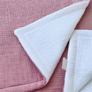 Baba ágynemű szett kiságyba � bélelt dupla géz (világos mályva-fehér) - baba - mama - baba ágynemű - szett kiságyba - Meska.hu