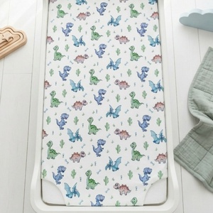 Dinós ovis lepedő és derékalj � bélelt pamut fektető bölcsibe és oviba - játék & sport - ovis felszerelés - ovis lepedő - Meska.hu