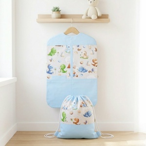 Dinós ovis ruhás zsák szett � tornazsák bölcsődébe és óvodába - játék & sport - ovis felszerelés - ovis szett - Meska.hu