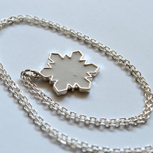 Különleges, hópehely formájú beton nyaklánc -  - Meska.hu