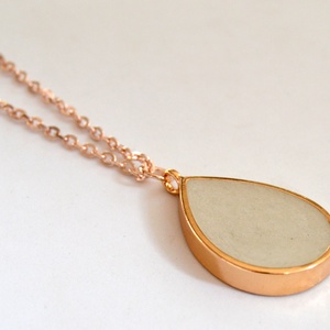 Csepp formájú rose gold beton nyaklánc -  - Meska.hu