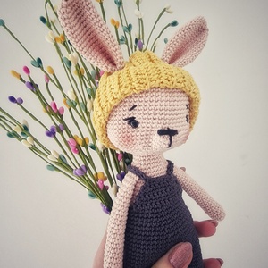 Horgolt nyuszi - játék & sport - plüssállat & játékfigura - nyuszi - Meska.hu