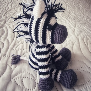 Horgolt zebra - játék & sport - plüssállat & játékfigura - más figura - Meska.hu