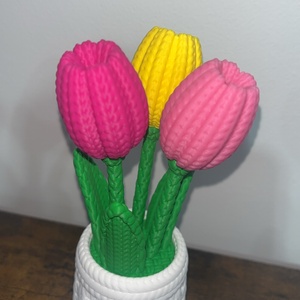 Anyák napi örök tulipán csokor vázában - otthon & életmód - dekoráció - asztal és polc dekoráció - asztaldísz - Meska.hu