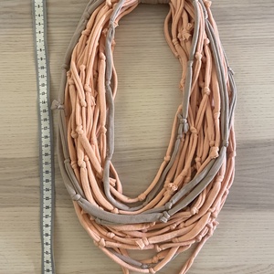 Barackvirág pamut pólónyaklánc - ékszer - nyaklánc - statement nyaklánc - Meska.hu