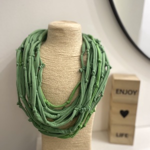 Örökzöld pamut pólónyaklánc, Ékszer, Nyaklánc, Statement nyaklánc, Ékszerkészítés, Újrahasznosított alapanyagból készült termékek, MESKA