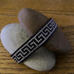 Görög mintás karkötő - ékszer - karkötő - gyöngyös karkötő - Meska.hu