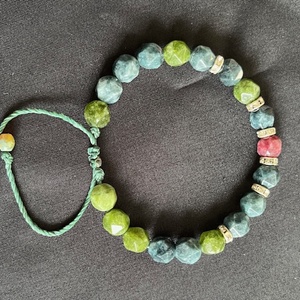 Karkötő ásványgyöngyből - ékszer - karkötő - gyöngyös karkötő - Meska.hu