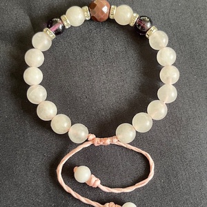 Karkötő ásványgyöngyből - ékszer - karkötő - gyöngyös karkötő - Meska.hu