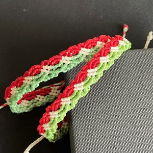 Magyaros karkötő - ékszer - karkötő - fonott karkötő - Meska.hu