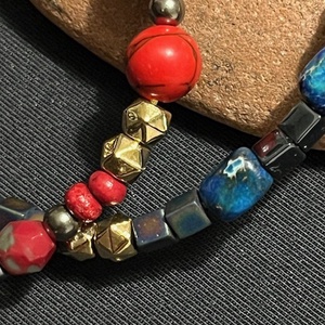 Bohókás karkötő drótból, ásványgyönggyel - ékszer - karkötő - gyöngyös karkötő - Meska.hu