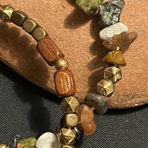 Bohókás karkötő drótból, ásványokkal, Ékszer, Karkötő, Gyöngyös karkötő, Ékszerkészítés, MESKA