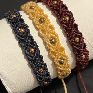 Makramé karkötő - Meska.hu