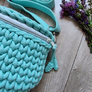 Menta - Horgolt Övtáska és Pillangó Charm - táska & tok - övtáska - Meska.hu