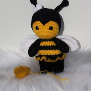 Horgolt méhecske amigurumi - Zümi Zelma -  - Meska.hu