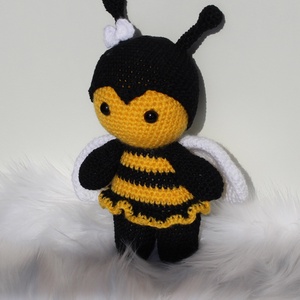 Horgolt méhecske amigurumi - Zümi Zelma -  - Meska.hu