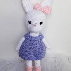 Horgolt nyuszi amigurumi - Lili - játék & sport - plüssállat & játékfigura - nyuszi - Meska.hu