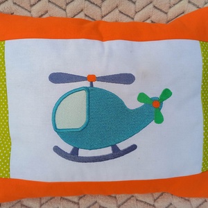 Vidám helikopter hímzett ovi jeles párna, Otthon & Életmód, Babaszoba, gyerekszoba, Gyerek díszpárna, Hímzés, Varrás, MESKA