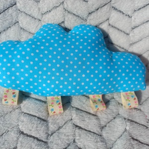 Babajáték több színben zsiráf, felhő - otthon & életmód - babaszoba, gyerekszoba - gyerek díszpárna - Meska.hu