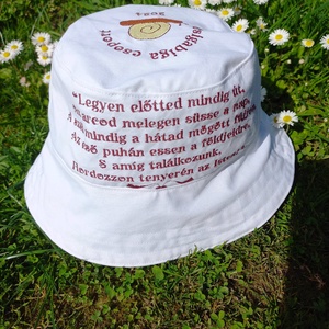 Hímzéssel díszített nyári kalap Óvónéninek - Meska.hu