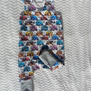 92-98 Mosolymanó tipegő hálózsák �Traktor, szürke - baba - mama - babaruházat - tipegőhálózsák - Meska.hu