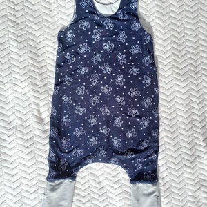 92-98 Mosolymanó tipegő hálózsák �maci, szürke-sötétkék - baba - mama - babaruházat - tipegőhálózsák - Meska.hu